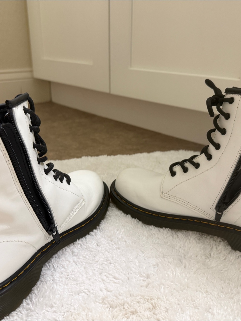 Dr. Martens White Leather Lace-Up Boots with Black Trim - Picture 6 of 9